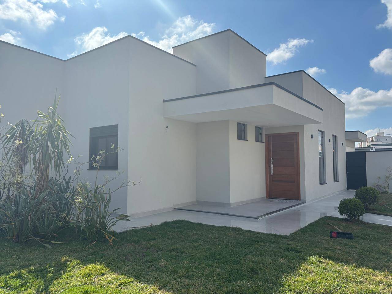 #CA0133 - Casa em condomínio para Venda em Taubaté - SP