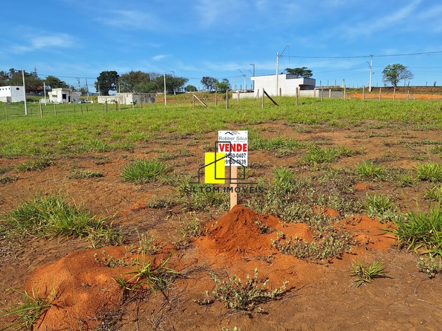 Área para Venda em Pindamonhangaba - 1