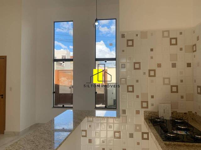 #CA0109 - Casa para Venda em Taubaté - SP - 2