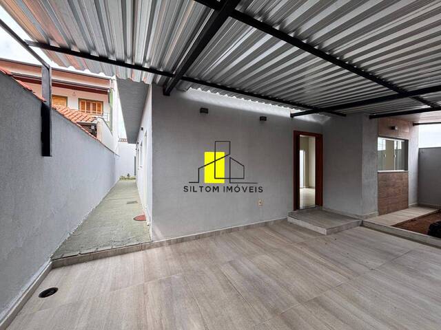 #CA0117 - Casa para Venda em Taubaté - SP - 2