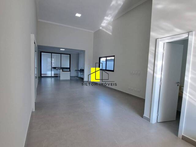 #CA0119 - Casa para Venda em Taubaté - SP - 2