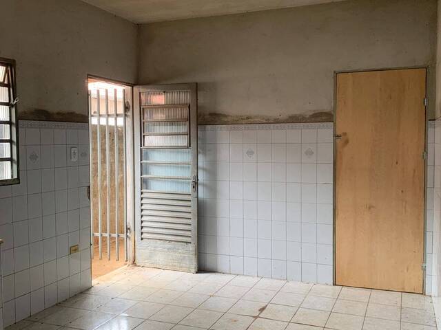 Casa para Venda em Taubaté - 3