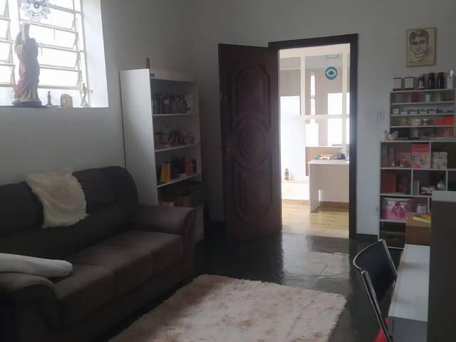Casa para Venda em Taubaté - 3